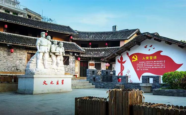 发现之旅：晨茶暮酒白石韵，被千年光阴酿造的村庄